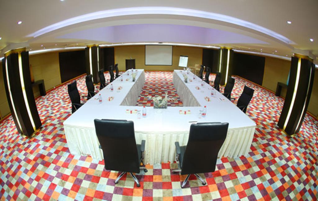 Crom Express Airport Hotel - Jeddah 제다 외부 사진